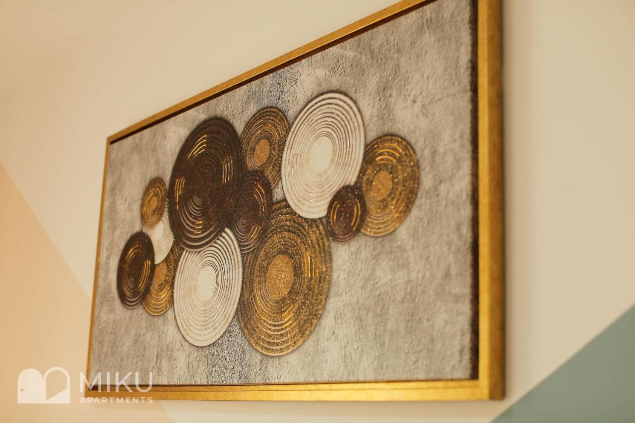 Miku Apartment Τίρανα Εξωτερικό φωτογραφία